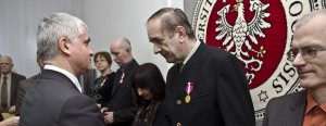 Pracownicy Uniwersytetu w Białymstoku uhonorowani
medalami z długoletnią służbę