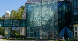 Uniwersytet w Białymstoku inspiruje młodych odkrywców nauki. Ze wsparciem Centrum Nauki Kopernik 