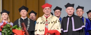 Prof. Emil Pływaczewski doktorem honoris causa UWM
